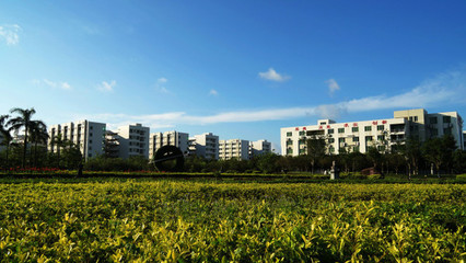 珠海這所大學(xué)據(jù)說盛產(chǎn)最牛高職生,學(xué)生們拿獎(jiǎng)都拿到手軟!